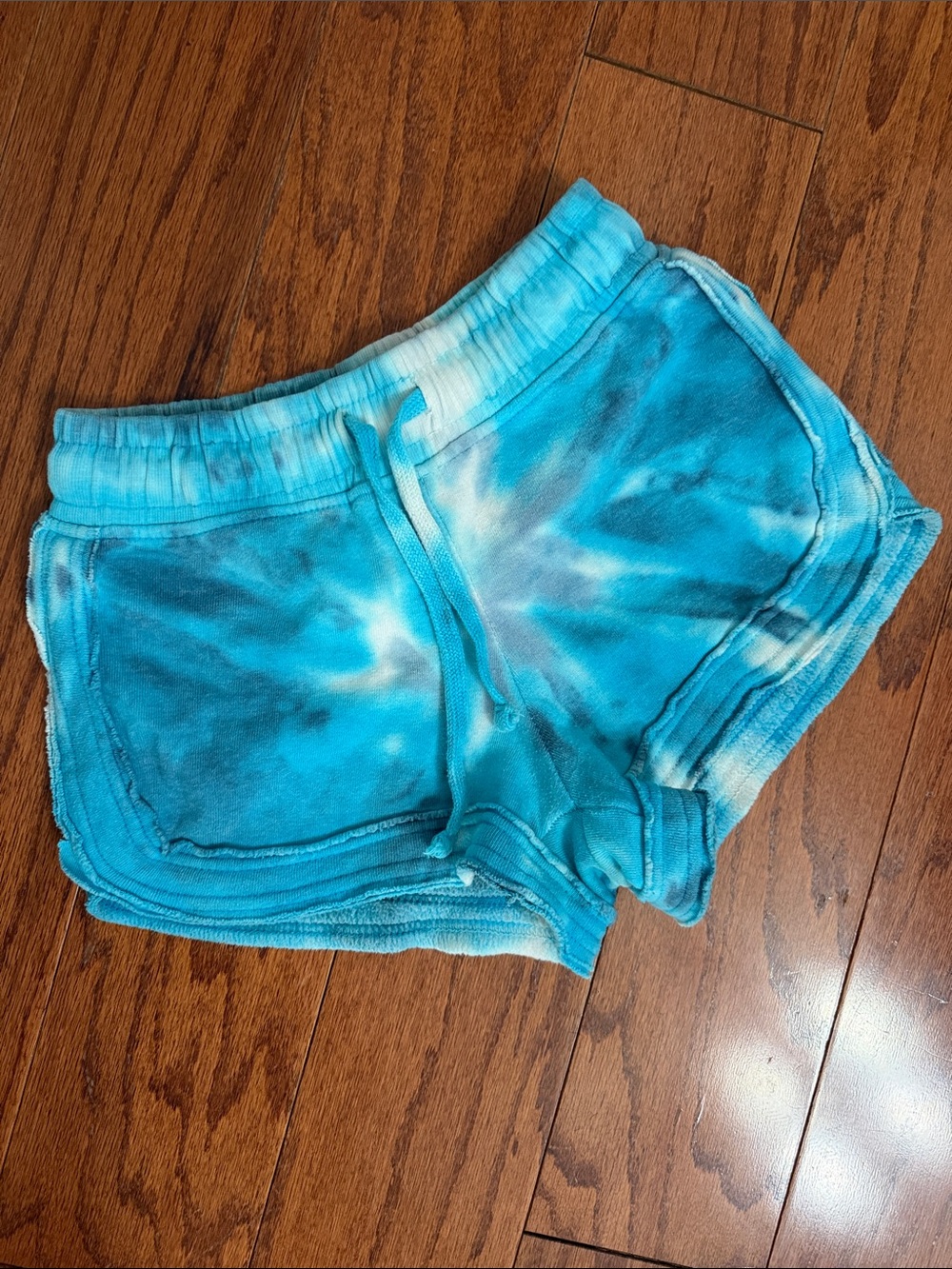 Dreamsicke Blue Tie-dye Fleece Drawstring pull-on Shorts- size Large